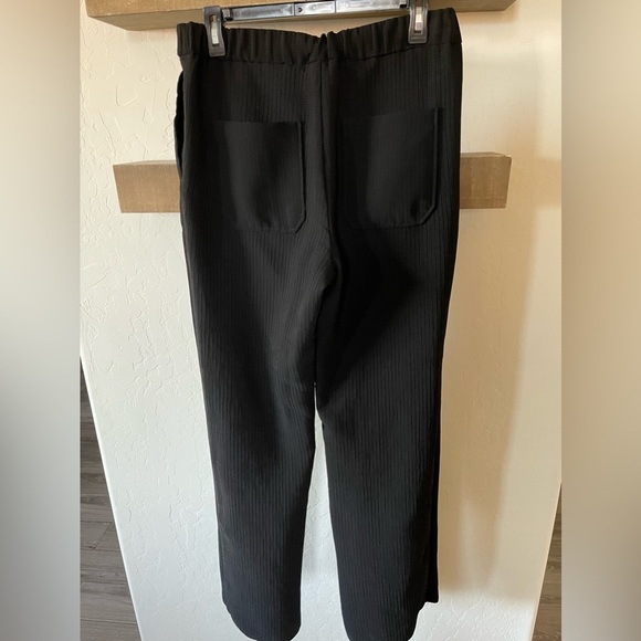 Zara|Black Stretch waist, straight leg trousers with side slits•••Trendy & cute - Picture 6 of 14